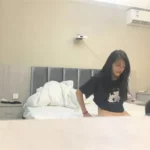 神似鄭爽の可愛い妹風！小僧の技がうまい「お姉さんの体を弄る」で視聴者も興奮しちゃう