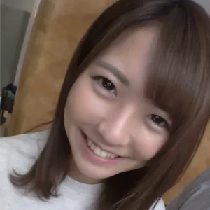 】今だけ900pt！いつもニコニコ元気な保-さんがプライベートで豹変、超甘々ハメ撮り。
(HD1080P) (FC2 PPV 4804860)