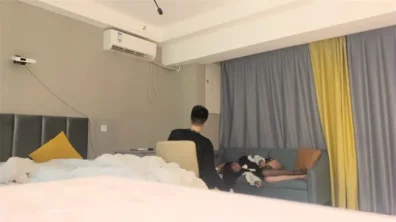 万人求めるS級女神！OnlyFans上流の美人が激写【MOZZI】料金制の反差萌大作戦