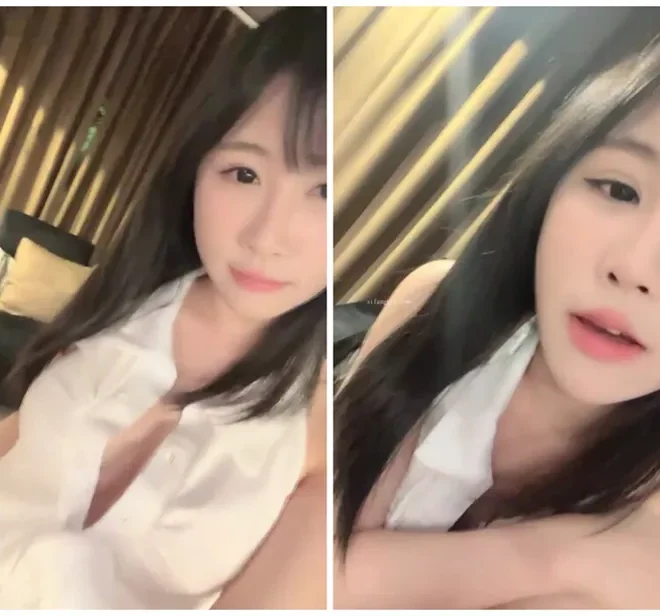 完璧の童顔と巨乳美少女が屋外で熱唱！大胆なライブ配信～