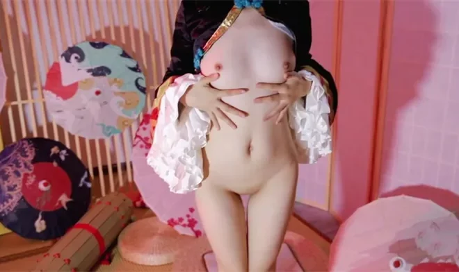 Twitterで話題沸騰！可愛い女の子がおちゃのたまつーで超弩級おねしょPLAY～乳首タッチ＆射精シーンあり～