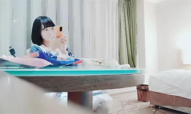 純粋で可愛らしい大学1年の女の子が登場！経済的に困難な状況を経験し、豊かなボディラインの秘密は？【ライブ配信】