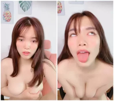 魅惑的なボディと巨乳の美女が披露する即興的なスタイルの配信【ライブ】