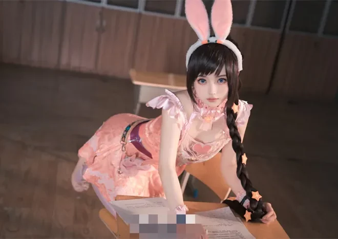 【新人】00年代後半の顔出しモデル美少女がドラゴンボール最萌小悟空COS！

恥ずかしそうな白虎（ひこう）が跳ねる？ 凸部分も乳首粒も敏感系に特化した露出動画ライブ配信