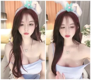 超絶美女 ライブ配信！巨乳美脚の熱帯風誘導 脱衣舞も必見！