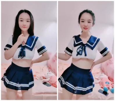 かわいい女の子の魅力！ラブレタで癒される、制服と浴室が織り成す幻想。