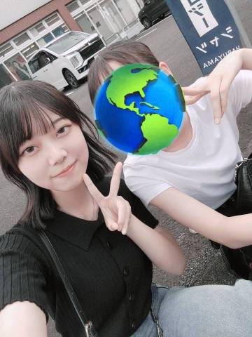 お金欲しさに全裸で自撮り