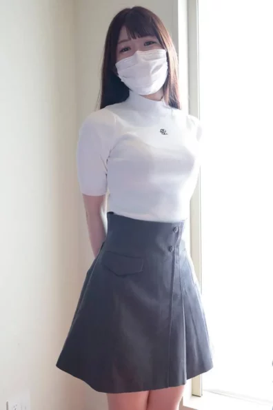 新作　美人看護士のひとみさん、彼氏に內緒で會いに來てくれました！（NTR - FC2電子市場
(HD1080P) (FC2 PPV 4849079)