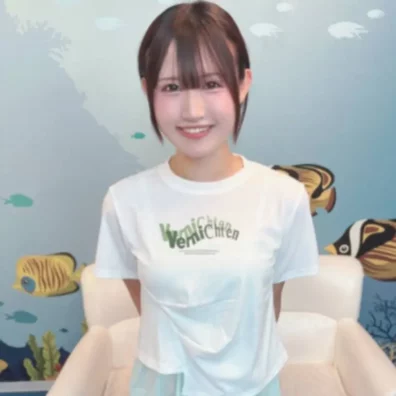 ーメイド 天然Ｇカップのアマチュアバンドの美女ヴォーカル。特濃精液をぶちまける３ＰＳＥＸ！！
(HD1080P) (FC2 PPV 4851122)