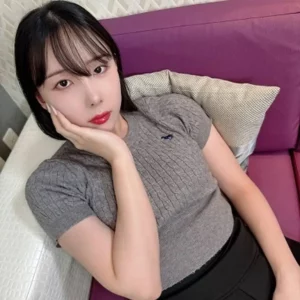 モデル顔負け173㎝高身長色白美body美尻美腳才色兼備キャビンアテンダントゆうちゃんに大量中出しエッチ
(HD1080P) (FC2 PPV 4864350)
