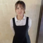 久しぶりのチンポに豹変。 グイグイ腰振り、アプリで出會った知らないオトコの精液を求めてくる。
(HD1080P) (FC2 PPV 4865696)