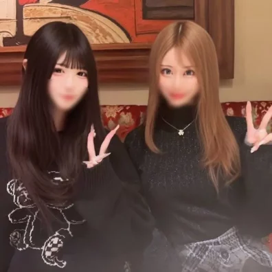 ﾀｲﾙ抜群の2人と奇跡のﾊｰﾚﾑ３P。ﾚｽﾞ舐めに鬼攻めに我慢できずW中出しで合計4射精。。。 - FC2電子市場
(HD1080P) (FC2 PPV 4874200)