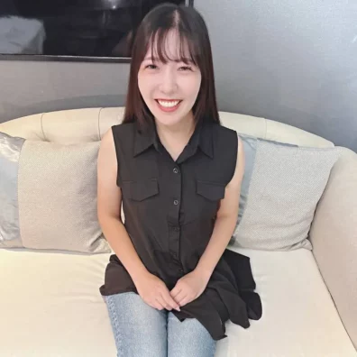 初心な長身美女。恥じらいながらも美尻で激しくチンポを締め付け笑顔でオトコの精液を搾り取る。 - FC2電子市場
(HD1080P) (FC2 PPV 4898104)